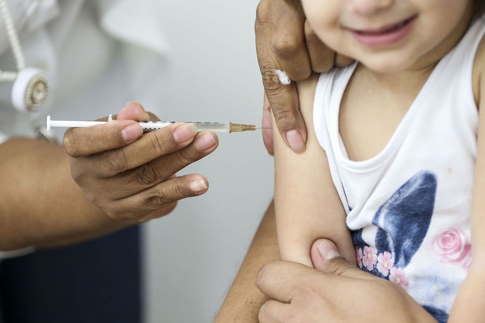 acontece hoje o dia d da vacinação contra o sarampo