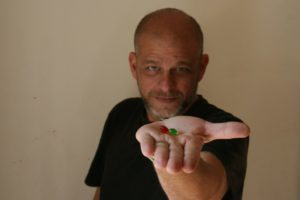 Alerta: cuidado na hora de comprar maconha de uso medicinal
