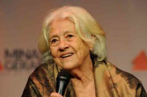 Prêmio Jabuti 2020 homenageia Adélia Prado