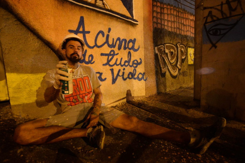 telas em vez de muros, o grafite durante a pandemia