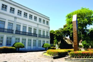 Alunos de escola particular do Recife testam positivo para Covid-19