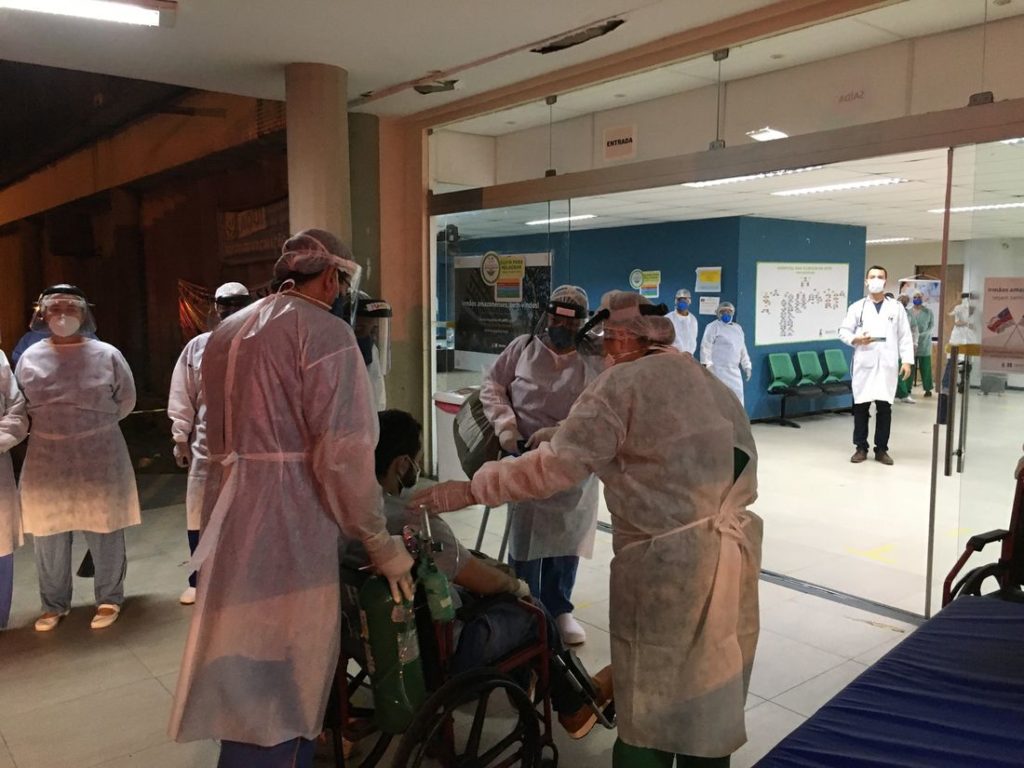 pacientes de manaus iniciam tratamento de covid-19 no hc de pernambuco
