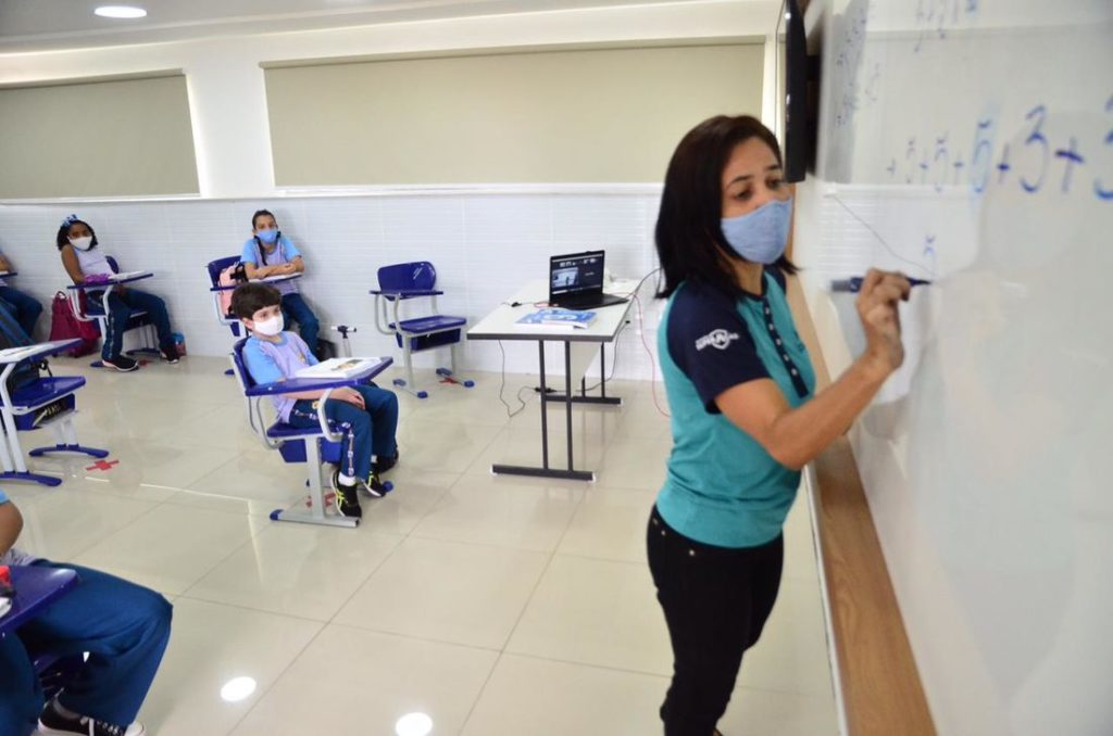 colégios particulares de pernambuco suspendem aulas no carnaval