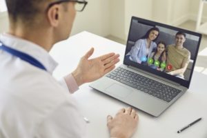 Teleconsulta para crianças e jovens: médicos da UFPE abrem iniciativa