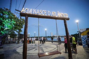 Cartão-postal interativo no Recife: local ganha homenagem ao ‘ponto de nascimento’ do Oceano Atlântico