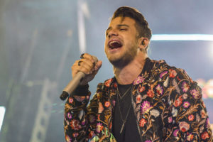 DVD de Ávine Vinny tem cenografia assinada por André Gress