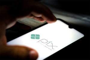 Confiança no PIX aumenta e transações via pagamento instantâneo crescem