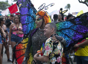 Parada da Diversidade de Pernambuco ocorre amanhã no Recife