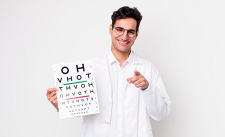 Serviços de oftalmologia: Mais de 80 municípios são beneficiados Serviços de oftalmologia: Mais de 80 municípios são beneficiados