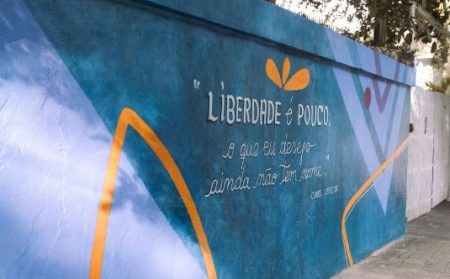 Casa Empodera Mulher ganha arte urbana do Programa Colorindo o Recife