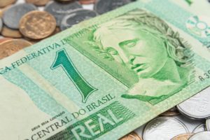 Dados do IBGE revelam que moradores de PE ganham até R$ 660 mensais