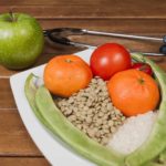 Entre saber e fazer: brasileiros reconhecem dieta saudável, mas rotina e custo dificultam mudança