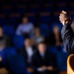 Victor Marques toma posse como prefeito do Recife após saída de João Campos para disputar governo de Pernambuco