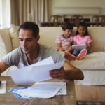 Bolsa Família e BPC seguem essenciais para milhões de famílias com renda até 70% menor, aponta IBGE