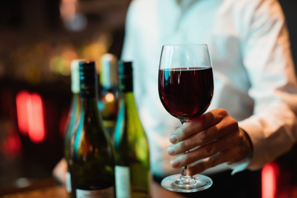 Vinhos portugueses ganham espaço no Brasil e podem superar argentinos após redução de tarifas