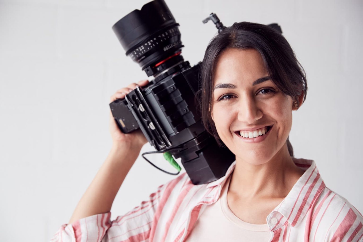 Direção de fotografia ainda é desafio para mulheres no cinema, apesar de avanços históricos Direção de fotografia ainda é desafio para mulheres no cinema, apesar de avanços históricos
